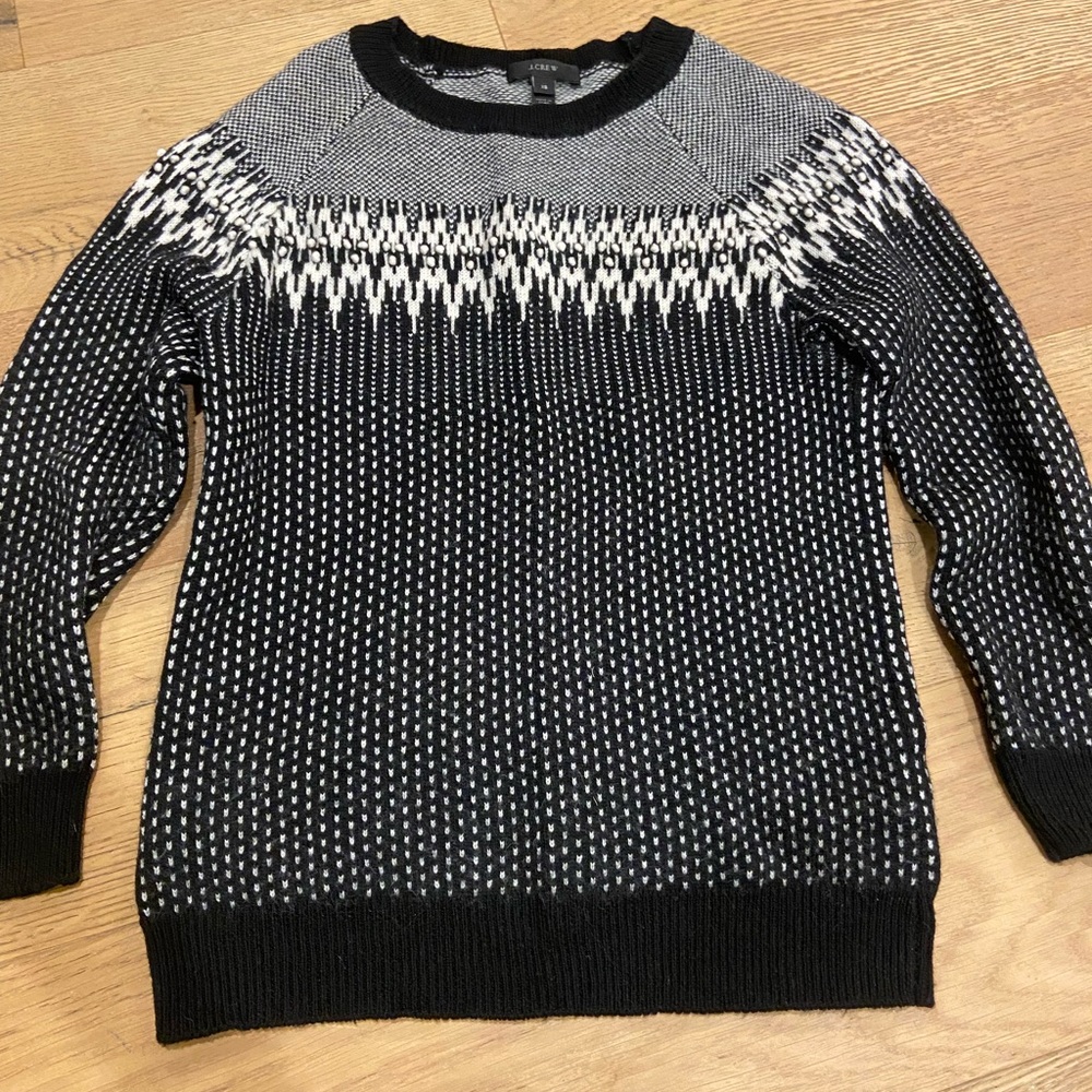 J.Crew Black and Cream Patterned Sweater. Size XS